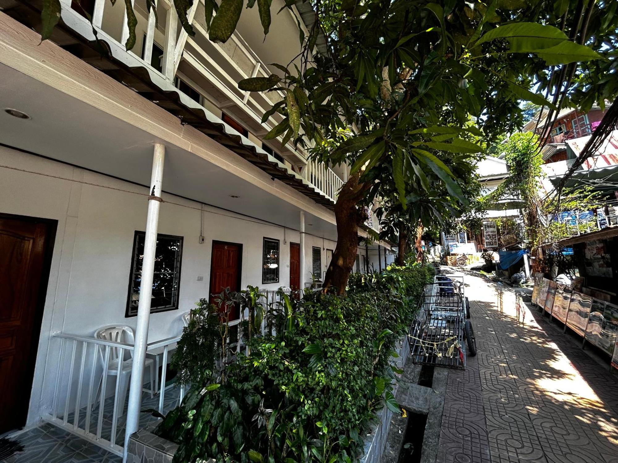 Coco'S Guest House Phi Phi Don Exterior foto